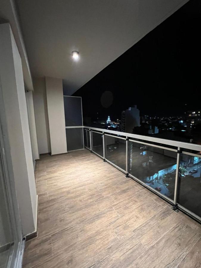 Departamento Moderno Con Vistas Al Rio Parana. Corrientes