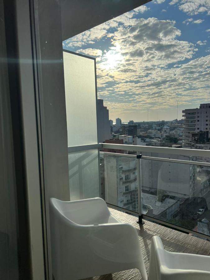 Departamento Moderno Con Vistas Al Rio Parana.